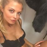 Het profiel van BlondeDollie op Amateursexkontact.nl